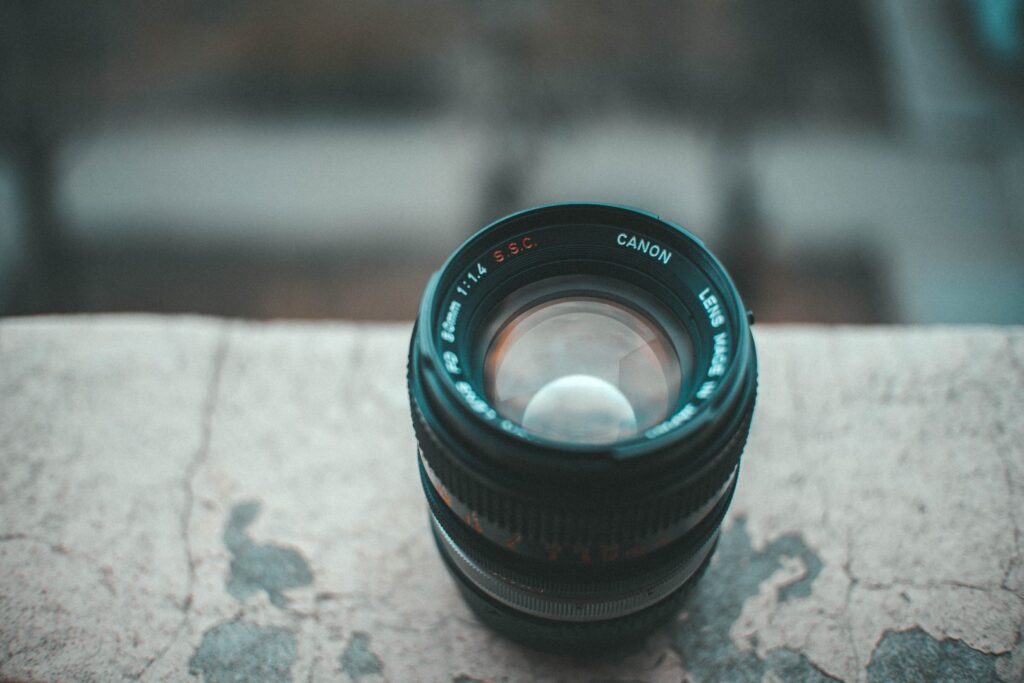 Choosing the Best Lenses for the Canon AE1 and AE1 Program: A Comprehensive Guide